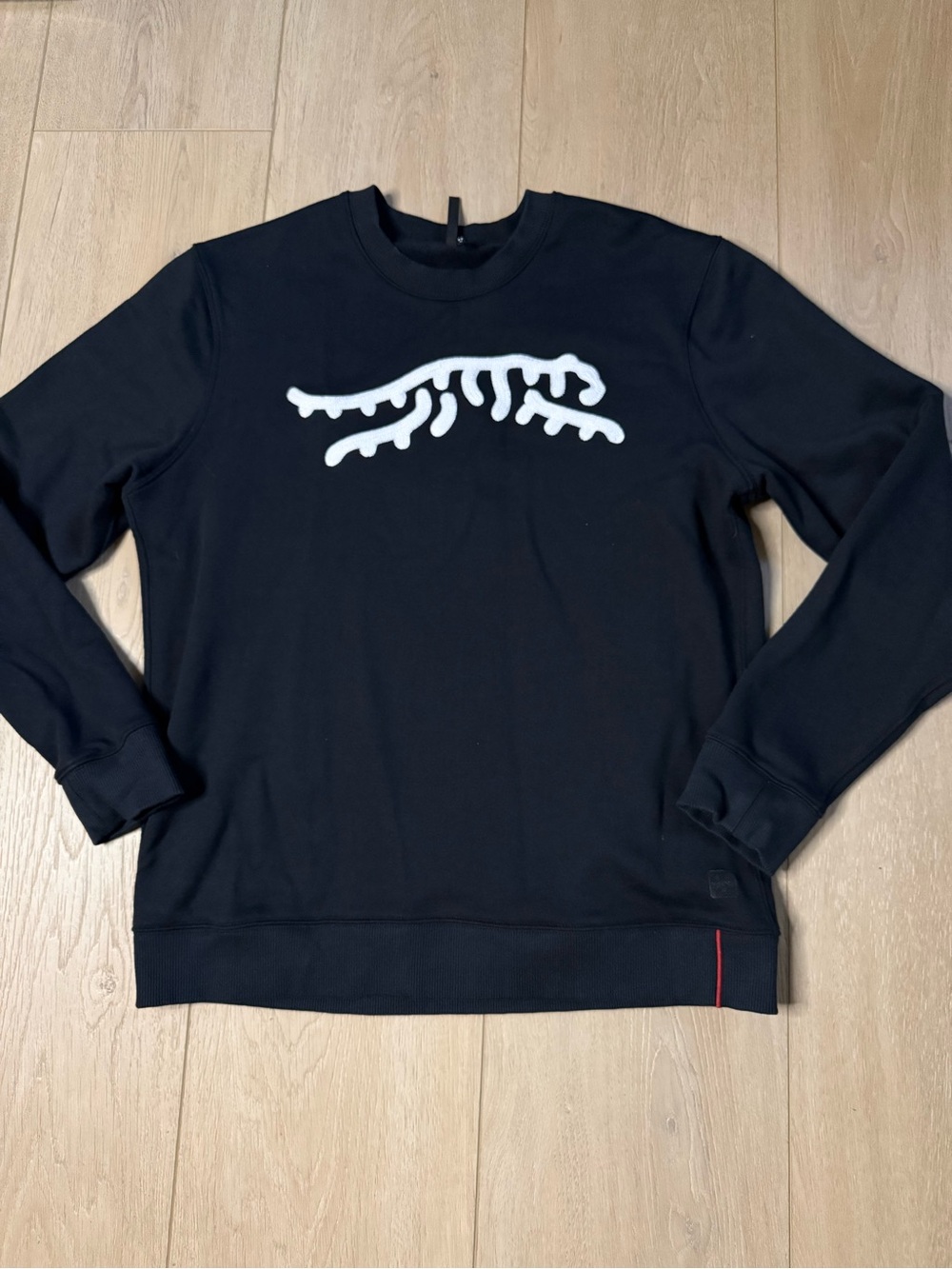 Sun Day Red X Tiger Woods Icon Chain Stitch Crew Soft French Terry Size Medium